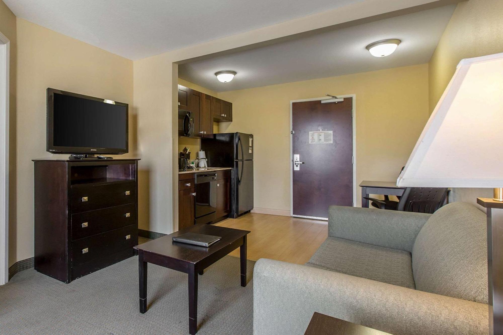 Mainstay Suites Jacksonville Near Camp Lejeune Экстерьер фото