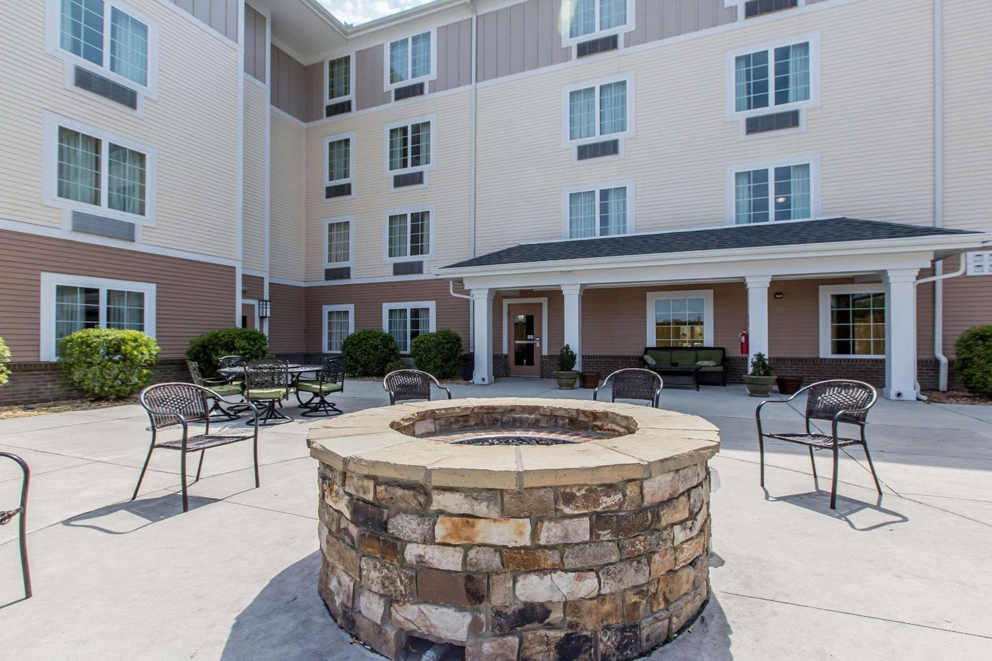 Mainstay Suites Jacksonville Near Camp Lejeune Экстерьер фото